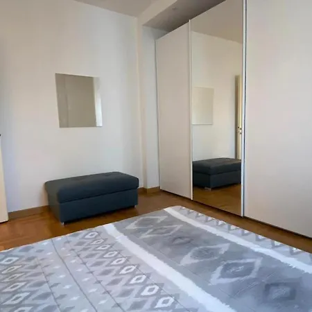 The Charme - Modern In With Balcony Διαμέρισμα