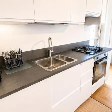 The Charme - Modern In With Balcony * Como