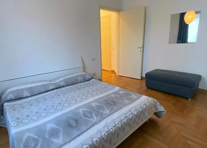 The Charme - Modern In With Balcony Lägenhet