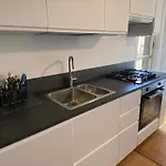 The Charme - Modern In With Balcony *